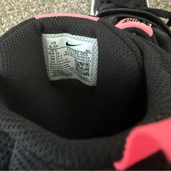 Nike Court Borough black & pink sneakers- youth size 6.5/women size 8-8.5 - Picture 8 of 9